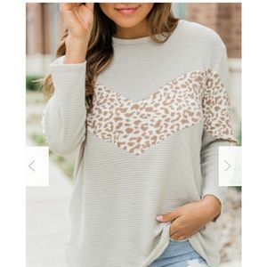 Pink lily boutique top